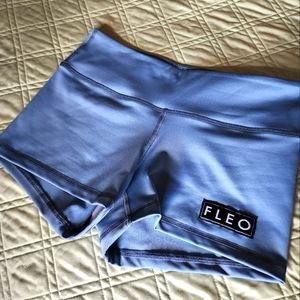 FLEO Shorts 3.25 Platinum Small